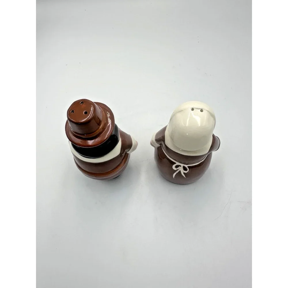 Publix pilgrim pair